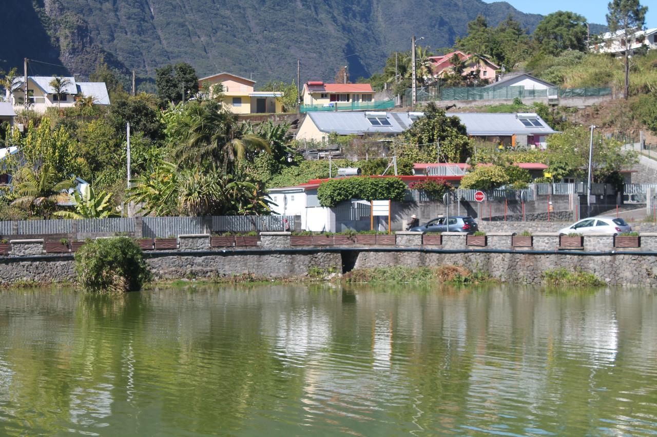 Les Cases Pres Du Lac Cilaos Buitenkant foto